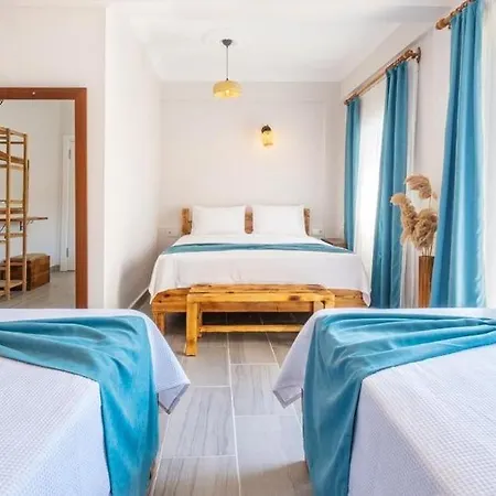 Larex Aparthotel